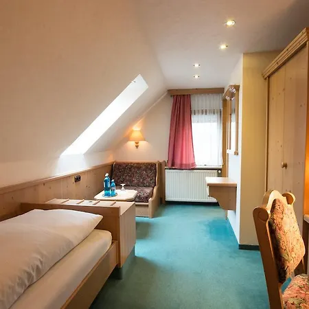 Affittacamere Hotel-gasthof Weisses Ross Schwaig bei Nürnberg