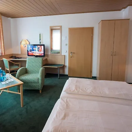 Hotel-gasthof Weisses Ross 3* Schwaig bei Nürnberg