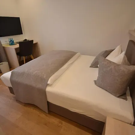 Affittacamere Hotel-gasthof Weisses Ross 3*