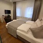 Hotel-gasthof Weisses Ross 3* Schwaig bei Nürnberg