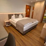 Hotel-gasthof Weisses Ross 3*