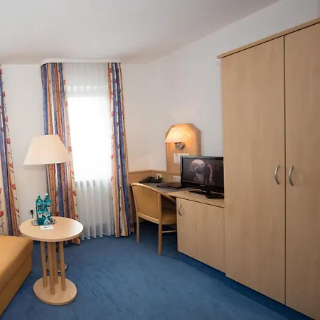 Hotel-gasthof Weisses Ross 3*