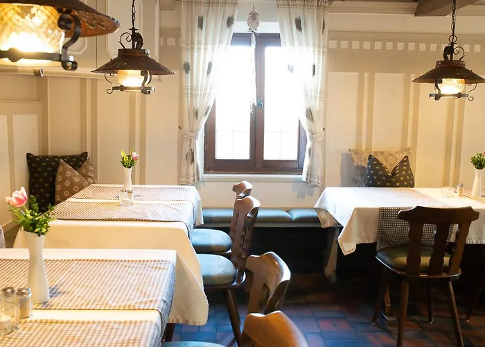 Casa de hóspedes Hotel-gasthof Weisses Ross Schwaig bei Nürnberg